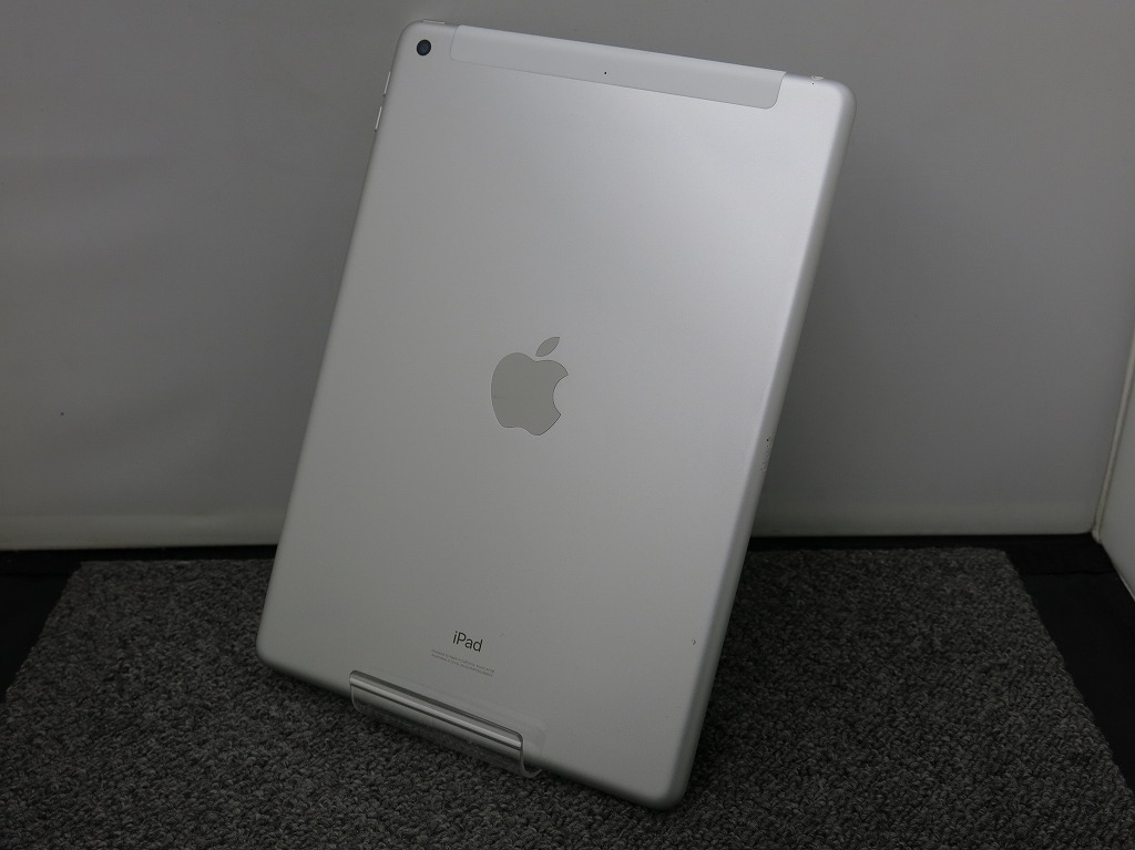 ソフトバンク SoftBank 第7世代 iPad Wi-Fi+Celullar 32GB Silver MW6C2J/A 【ネットワーク利用制限○】 本体のみ 【中古】