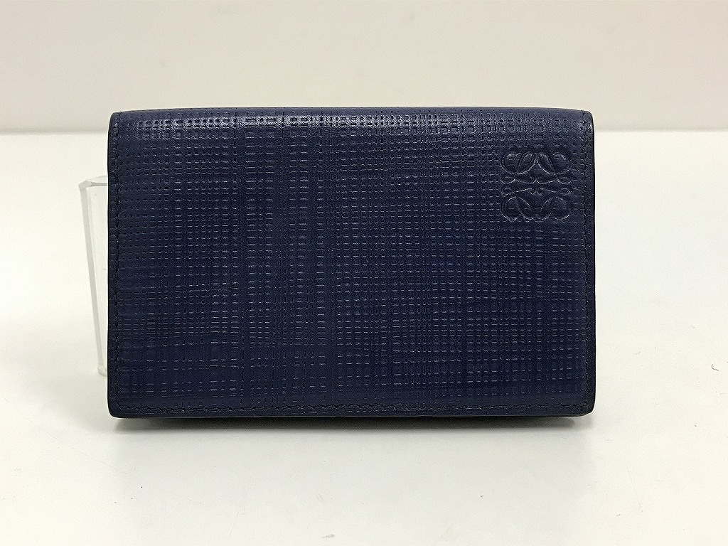 【全品ポイント10倍！要エントリー】【期間限定セール】ロエベ LOEWE とことん極める！オトナ仕様のカードケース 上品でエレガントなお洒落の魅力 二つ折り名刺入れ 通勤 ネイビー紺 【中古】