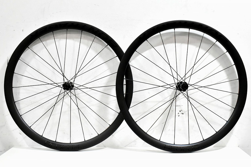 【全品ポイント10倍！要エントリー】【期間限定セール】ボントレガー BONTRAGER カーボン ホイールセット 700C クリンチャー 11S DB AEOLUS PRO 37 【カウマン鎌倉】 【中古】｜ワットマン店