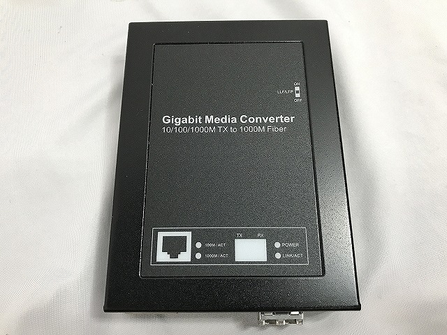 サンワサプライ SANWA SUPPLY 光媒体変換器 ローカルエリアネットワーク-EC212RL 【中古】