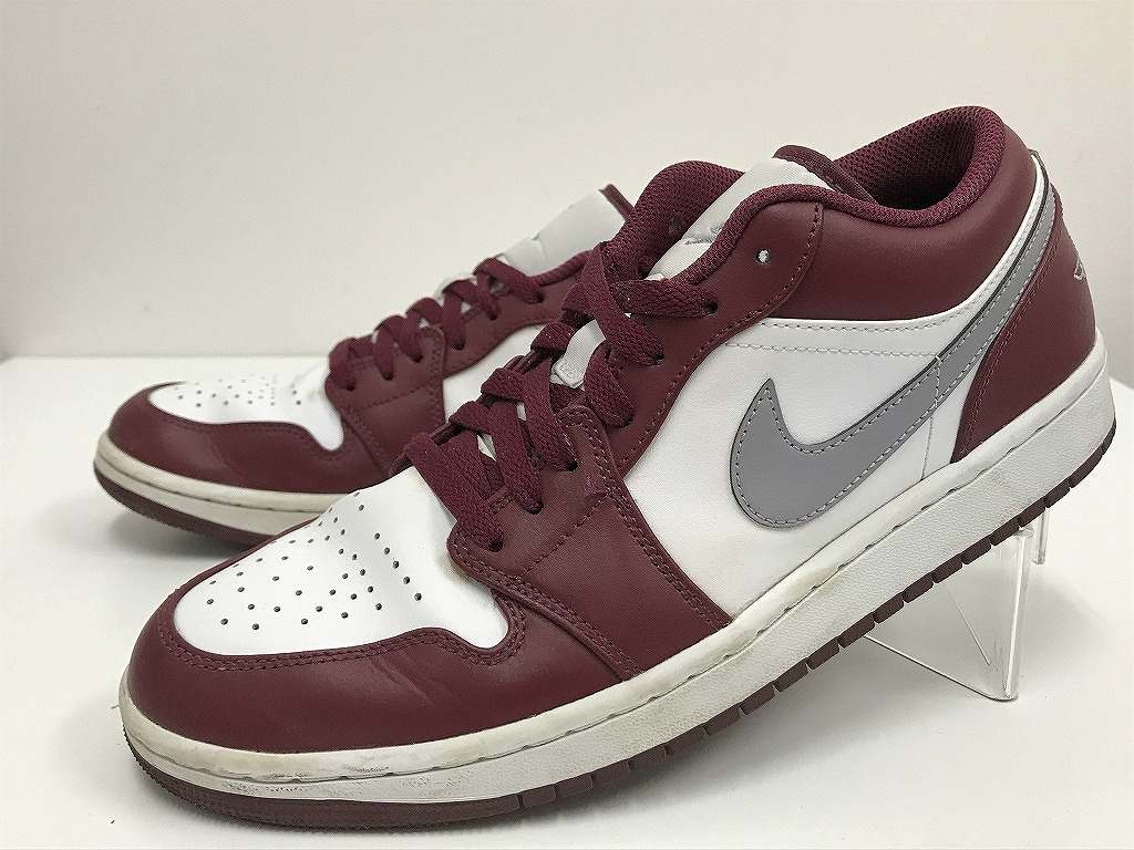 ナイキ NIKE カジュアルでスポーティなお洒落の魅力 Air Jordan 1 Low スニーカー27.5ｃｍ シューズ靴 ボルドー 553558-615 【中古】