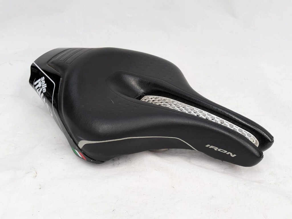 セラ　イタリア SELLE ITALIA サドル IRON 【カウマン戸塚】 【中古】