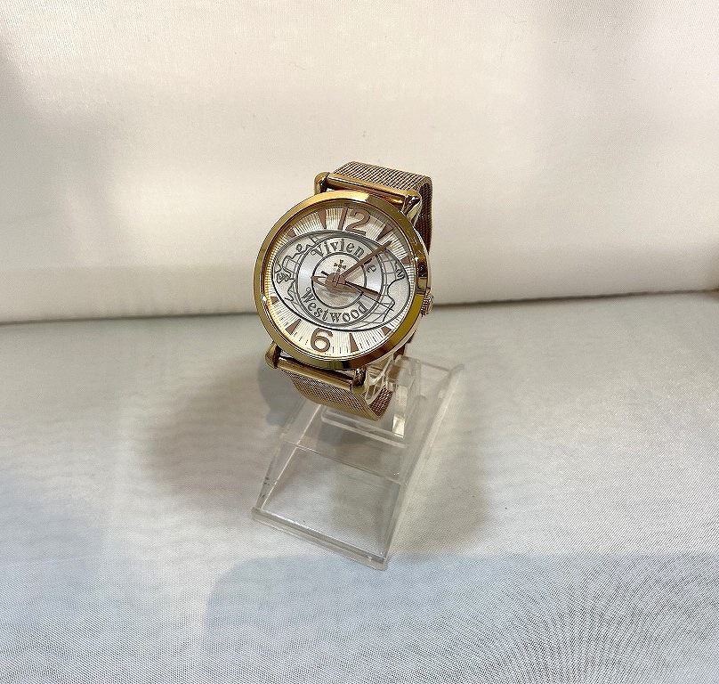 ヴィヴィアンウエストウッド Vivienne Westwood アナログ 腕時計 ３針 ゴールド系 VW7765 【中古】