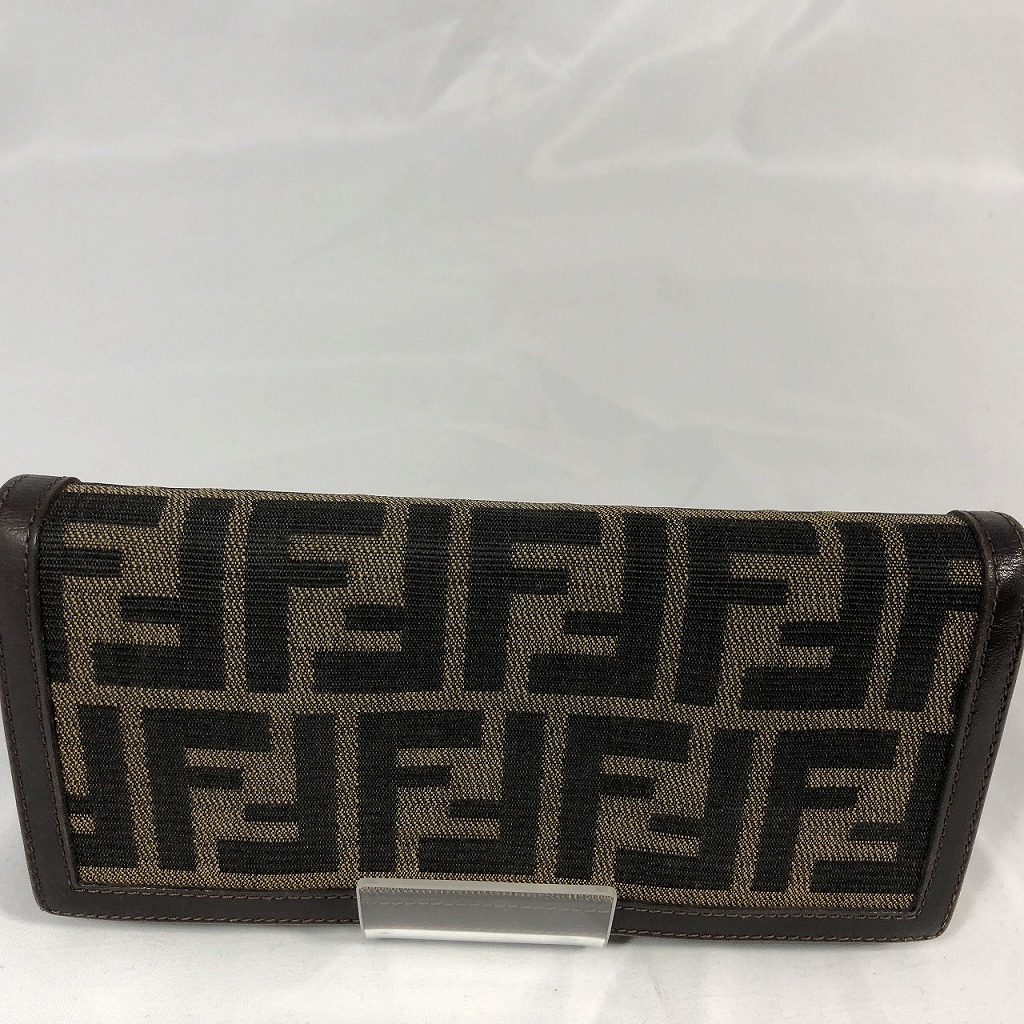 フェンディ FENDI 二つ折り長財布 ズッカ柄 2309-30851/009 【中古】