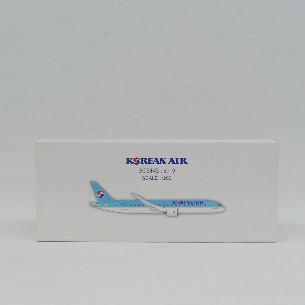 【継続期間押さえる大売り出し】Hogan Wings KOREAN AIR BOEING787-9 1/200 1:200 ひな形 【中古】