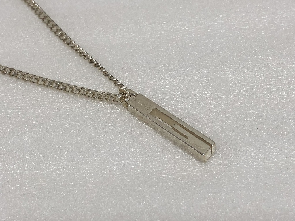 グッチ GUCCI Gロゴタイプ しろがね色 首飾り しろがね色 【中古】