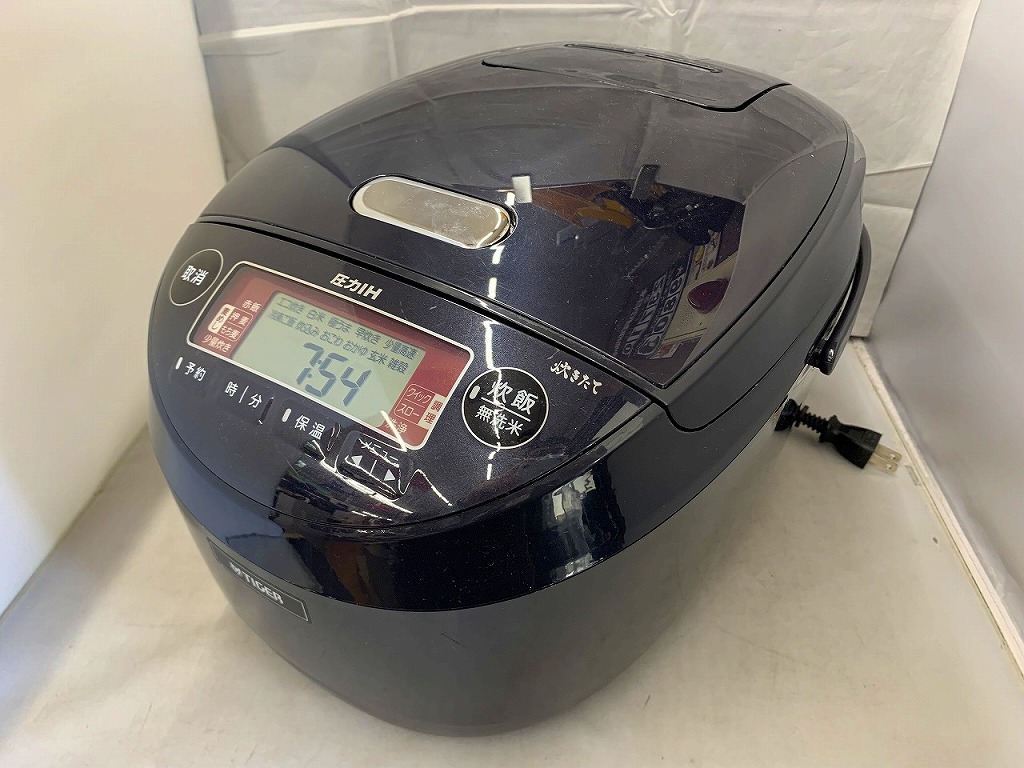 虎 TIGER 翦断応力IHジャー炊飯器 JPK-18SC 【中古】