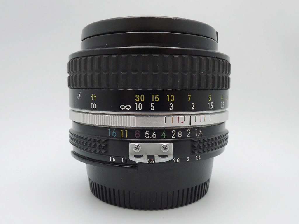 ニコン Nikon Fマウント 水晶体 フルサイズ Ai NIKKOR 50粍 f1.4 【中古】
