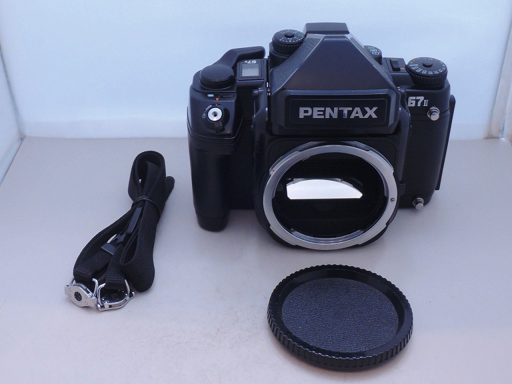 ペンタックス PENTAX 中判写真機 上半身 67II AE Body 【中古】