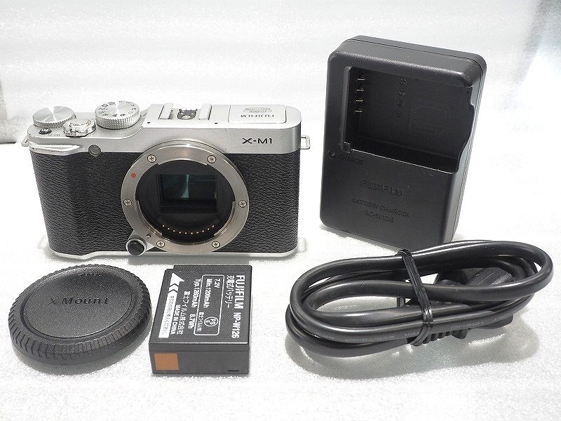 フジ写真フィルム FUJIFILM 鏡鑑受け答え一眼 X-M1 【中古】