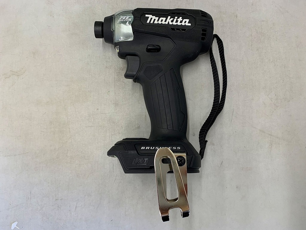 マキタ makita 申し受ける式インパクトドライバ TD157DRGXB 【中古】