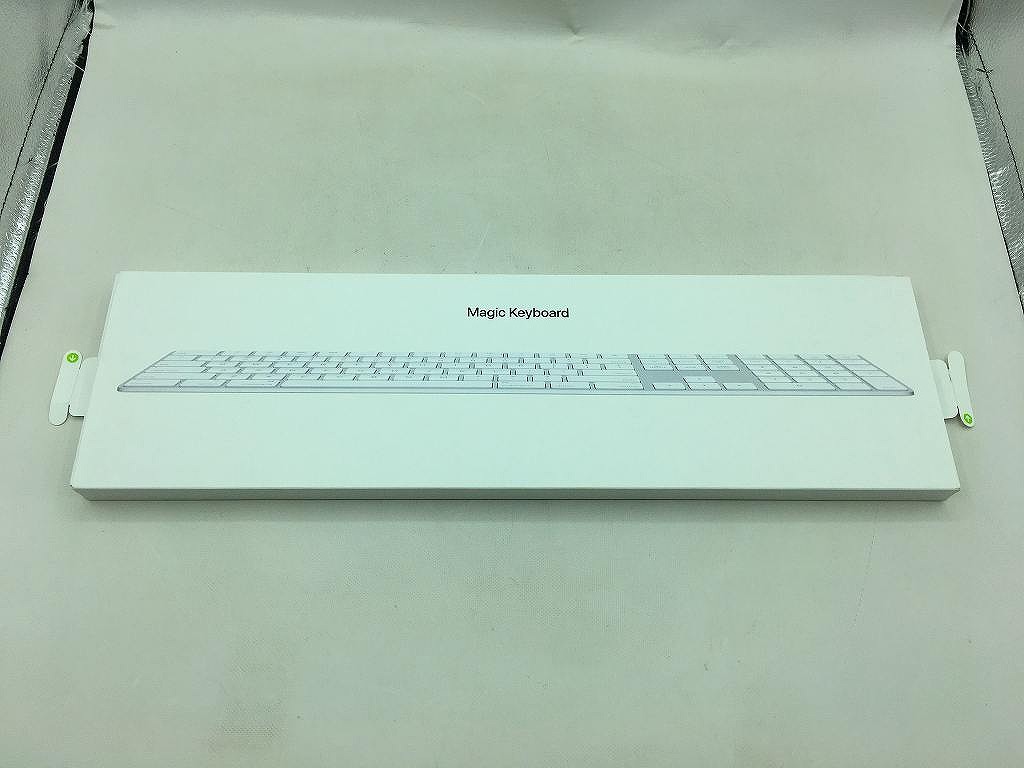 アップル Apple Magic Keyboard MXCJ3LL/A 【中古】