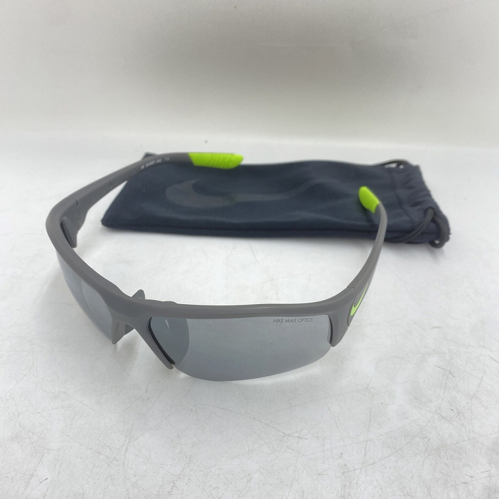 ナイキ NIKE SKYLON ACE XV JR AF EV0951 003  【中古】