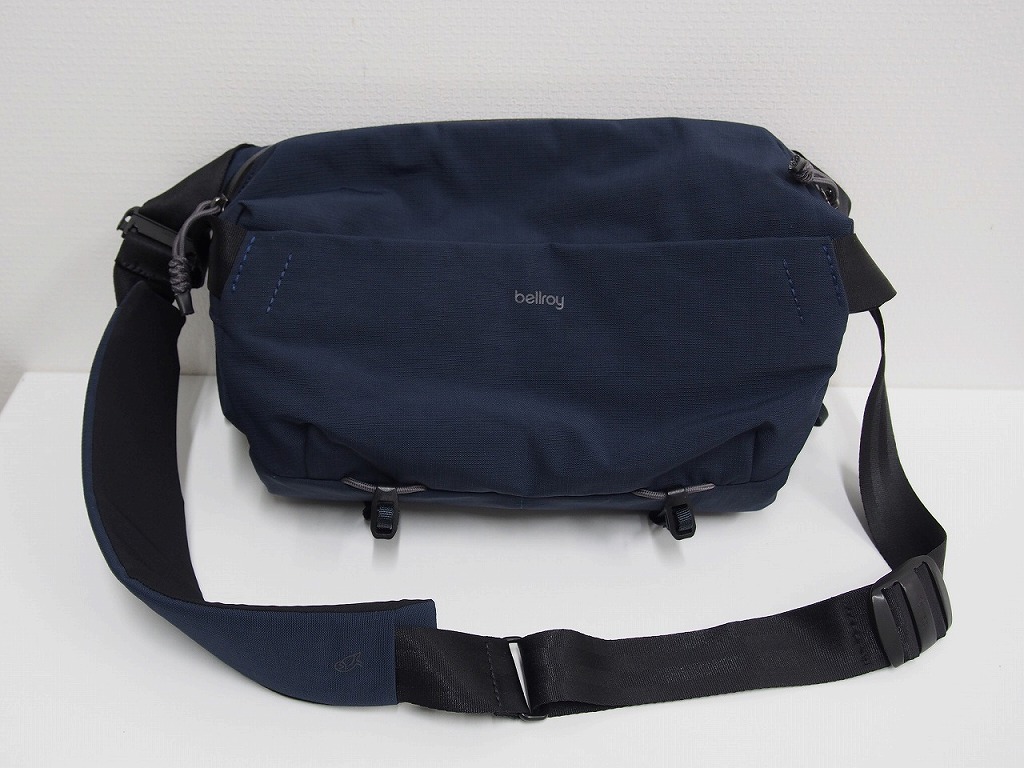 ベルロイ bellroy 写真機御徒面子 Venture Camera Sling 10 【中古】