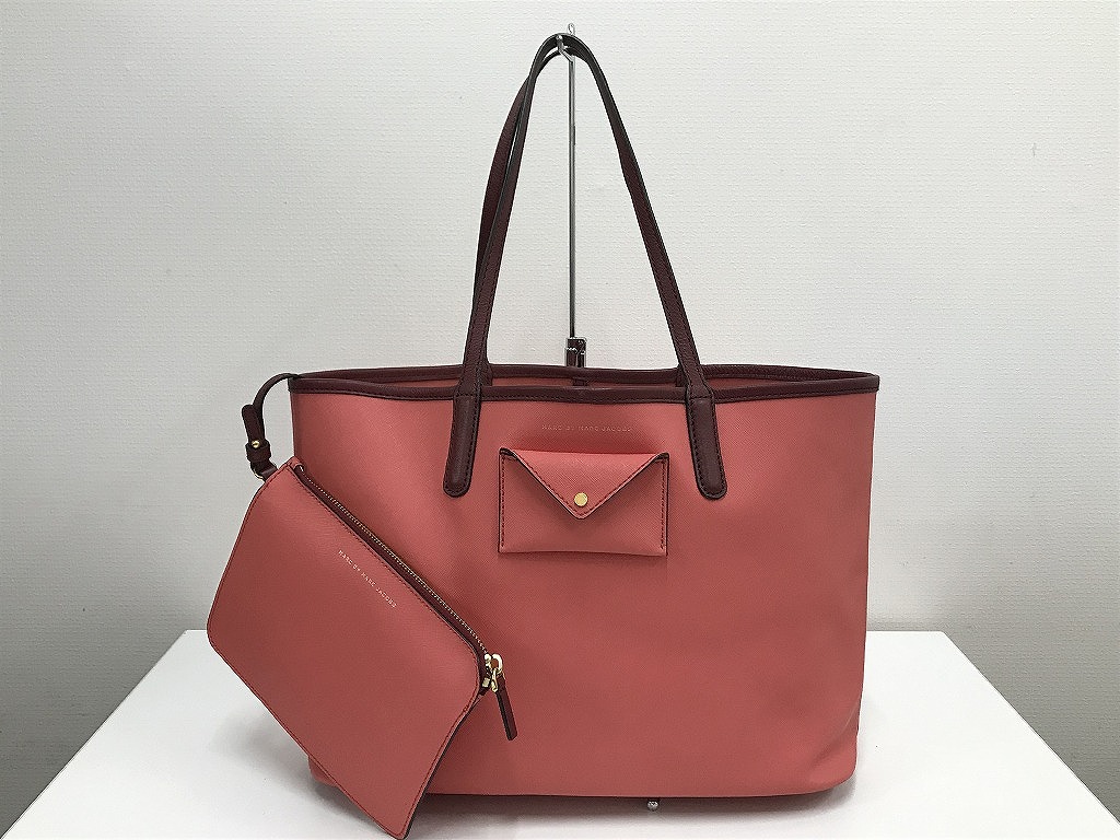 マークバイマークジェイコブス Marc by Marc Jacobs キュンかわ！晴れ晴れしいサクラ色で魅せる！A4可 納める力人並み外れた トートバッグ 肩かけ鞄 【中古】
