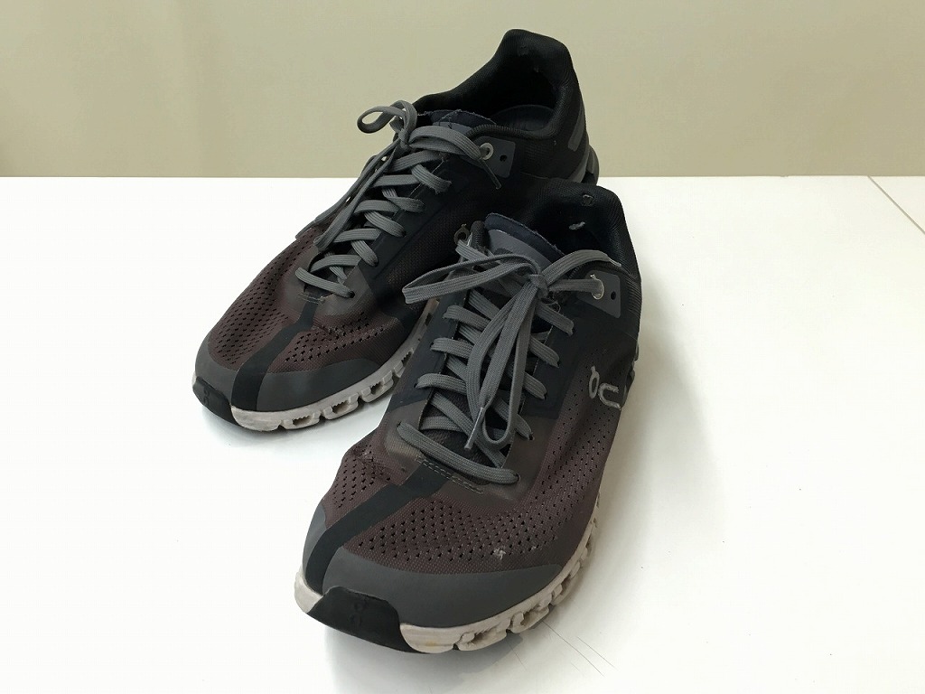オン On 【並品】クラウドフロー サイズ：26.5cm 45.99229 【中古】