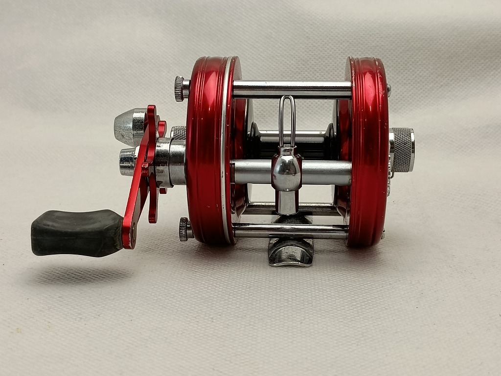 アブガルシア Abu Garcia 【並品】ambassadeur 5000 【中古】