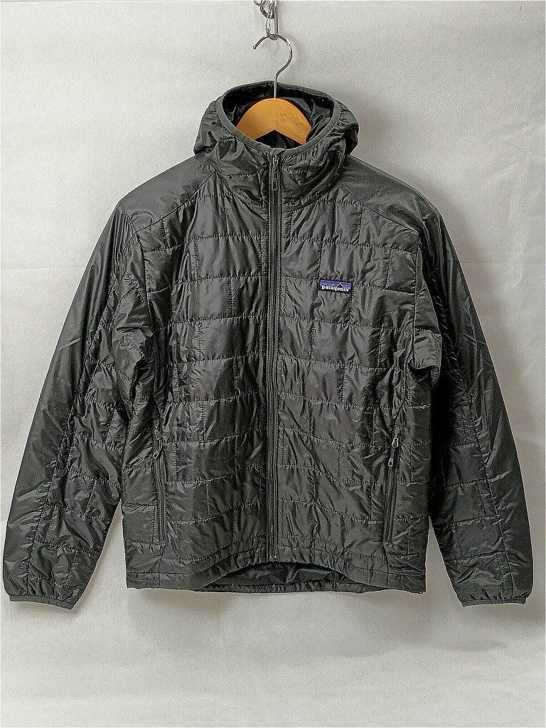 パタゴニア ｐａｔａｇｏｎｉａ ナノパフフーディ グレー 84220FA11 【中古】 22,110円