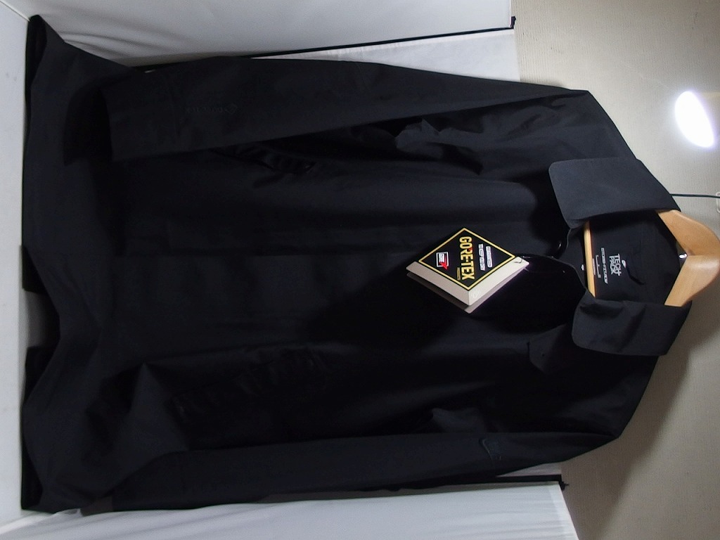 ナイキ NIKE ナイキ NIKE GORE-TEX ナイロンコート ブラック DV9971-010 【中古】