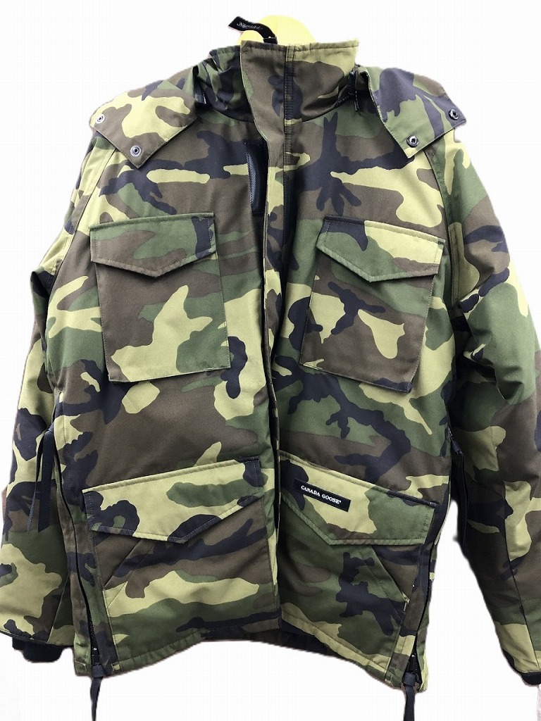 カナダグース CANADA GOOSE CONSTABLEPARKA カモ柄ダウンジャケット グリーン 4071MA 【中古】