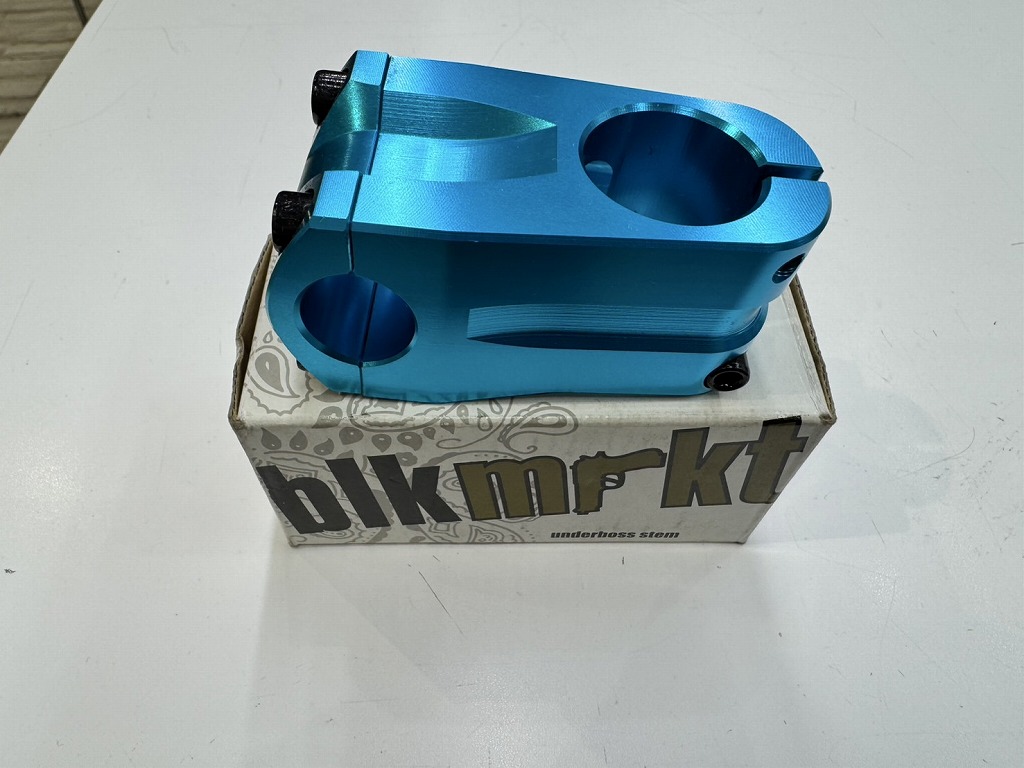 ブラックマーケット BLKMRKT ステム 50mm 青 UNDERBOSS【カウマン戸塚】 【中古】
