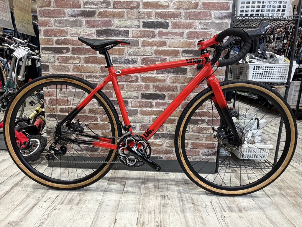 【継続期間制限事項割引き販売】受け持ち自動二輪車 charge bikes グラベルロードバイク 168-180糎 2x11s PLUG 4【カウマン戸塚】 【中古】 自転車・サイクリング-ロードバイク-スポーツ・アウトドア