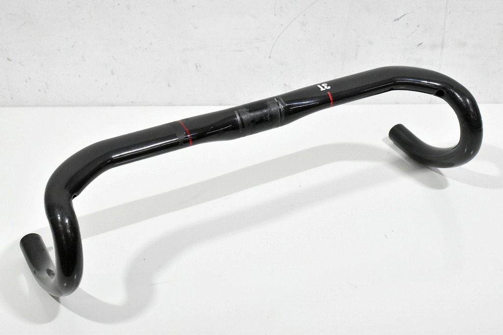 スリーティー 3T カーボン ドロップハンドル 440mm 31.8mm SUPERERGO TEAM 【カウマン鎌倉】 【中古】