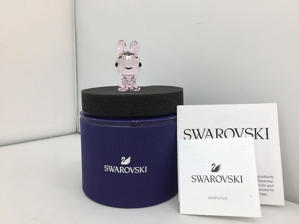 【全品ポイント10倍！】【期間限定セール】スワロフスキー SWAROVSKI Gracious Rabbit ピンク / うさぎのクリスタルフィギュリン 十二干支シリーズ 【中古】