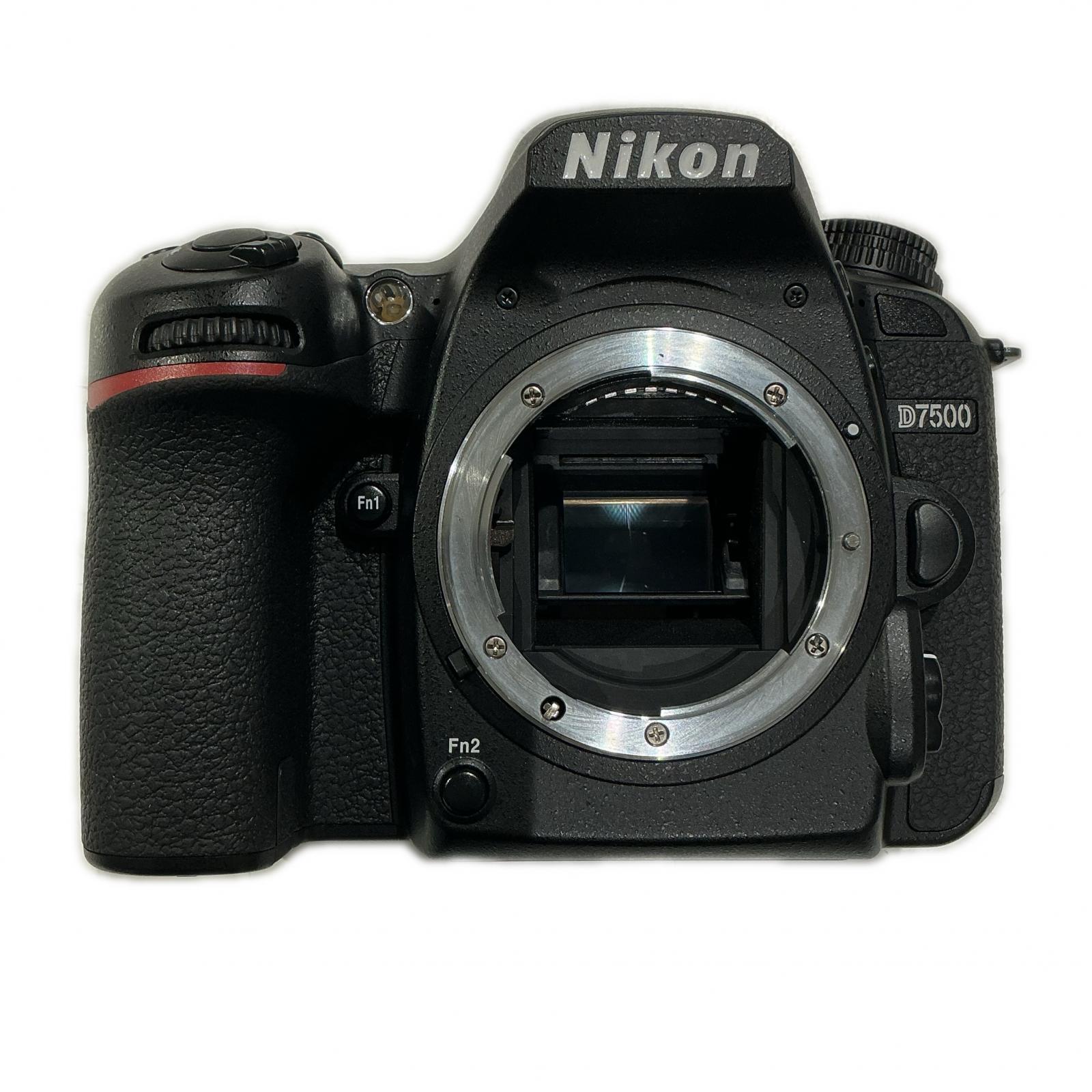 Nikon Nikon デジタル一眼写真機 Nikon D7500 黒【中古】