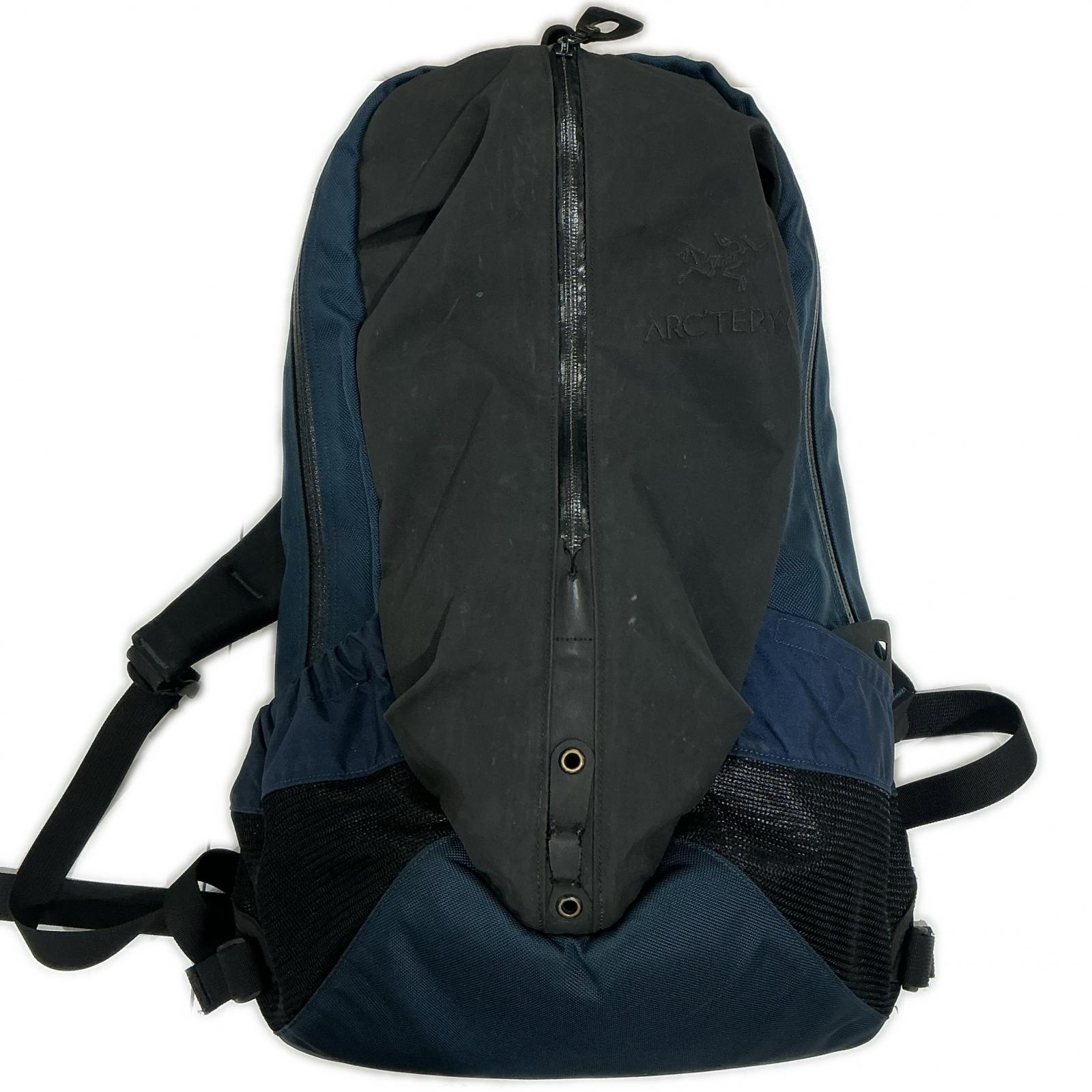 【継続期間押さえる大売り出し】Arc\u0027teryx 箭22BACKPACK【中古】
