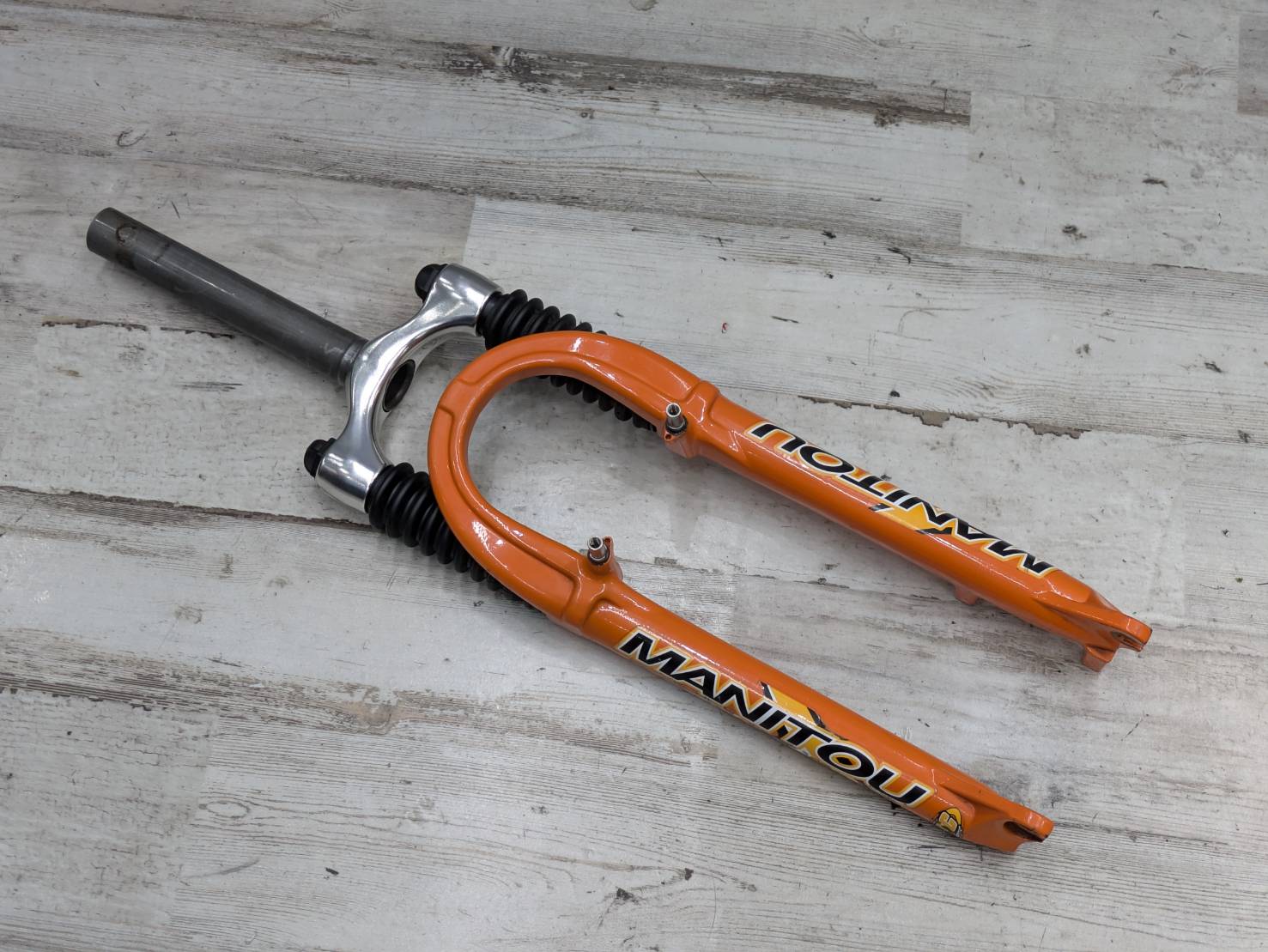 【全品ポイント10倍！要エントリー】【期間限定セール】MANITOU サスペンション MAGNUM R 【カウマン戸塚】【中古】｜ワットマン店