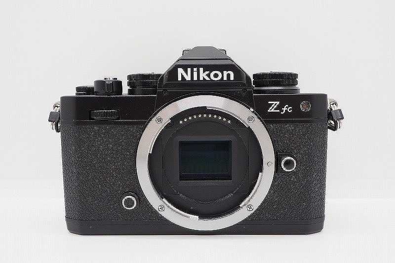 【継続期間制限事項大売り出し】ニコン Nikon 鏡鑑受け答え一眼 上半身 APS-C 黒いこと Z fc 【中古】
