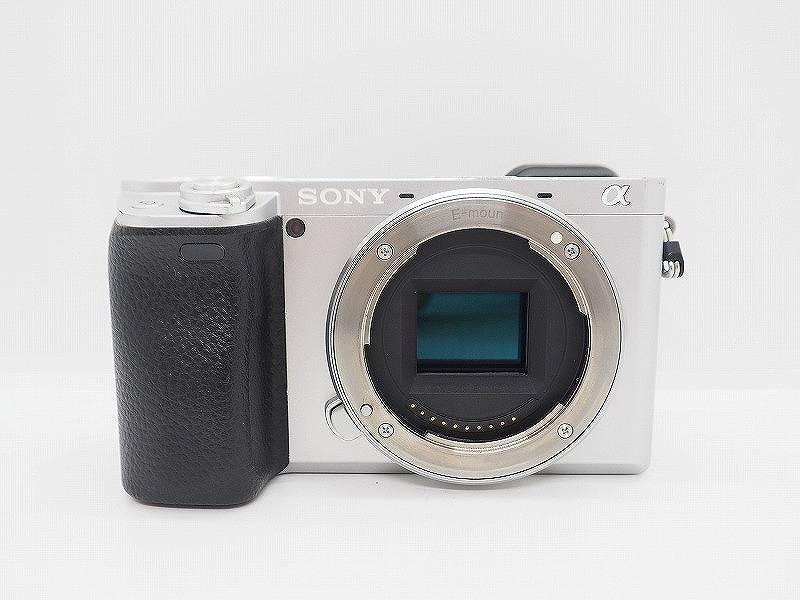 【継続期間制限事項大売り出し】ソニー SONY 銀鏡受け答え一眼 上半身 APS-C しろがね色 α6400 ILCE-6400 【中古】