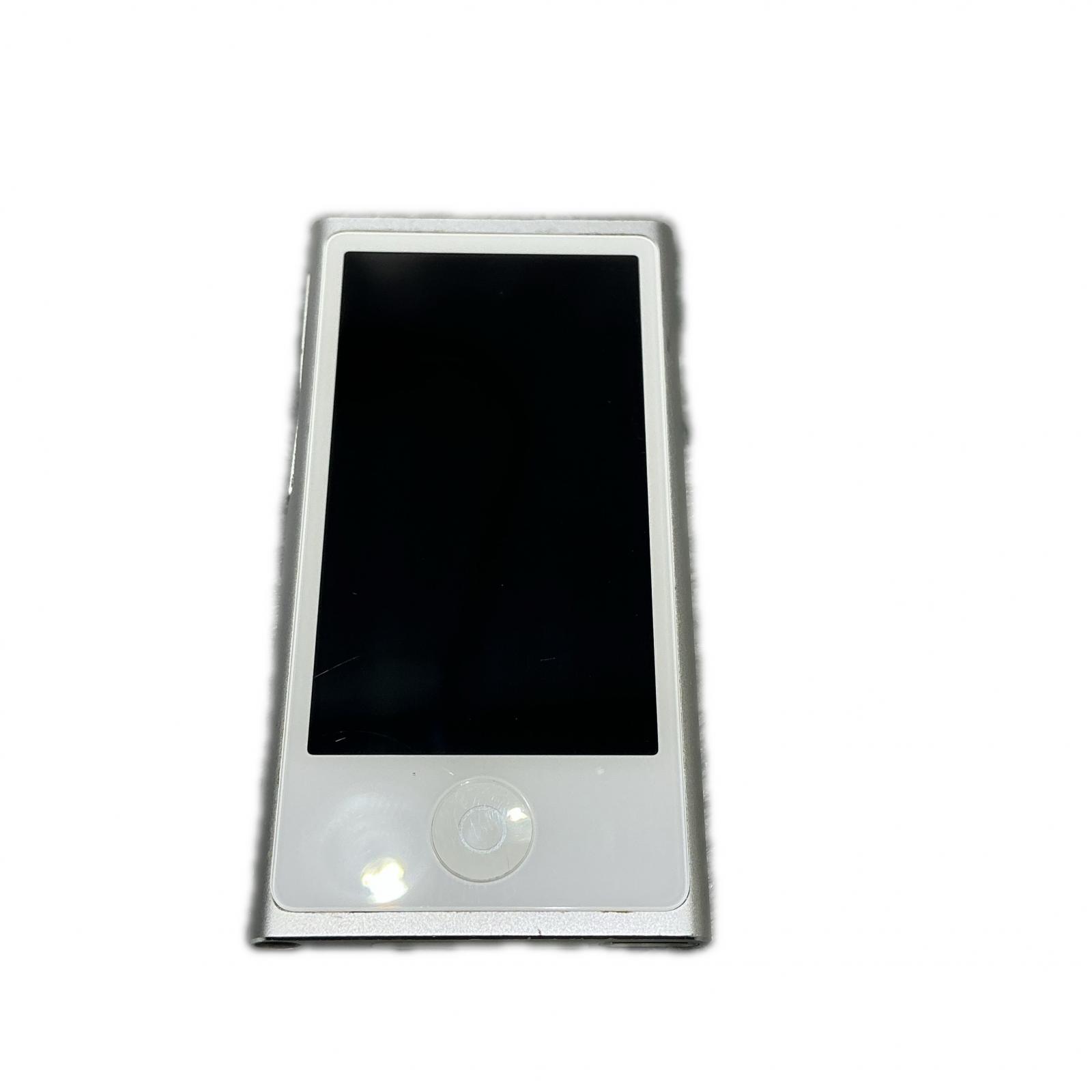 アップル Apple オーディオかかわり合い iPod nano 7th generation 16GB【中古】