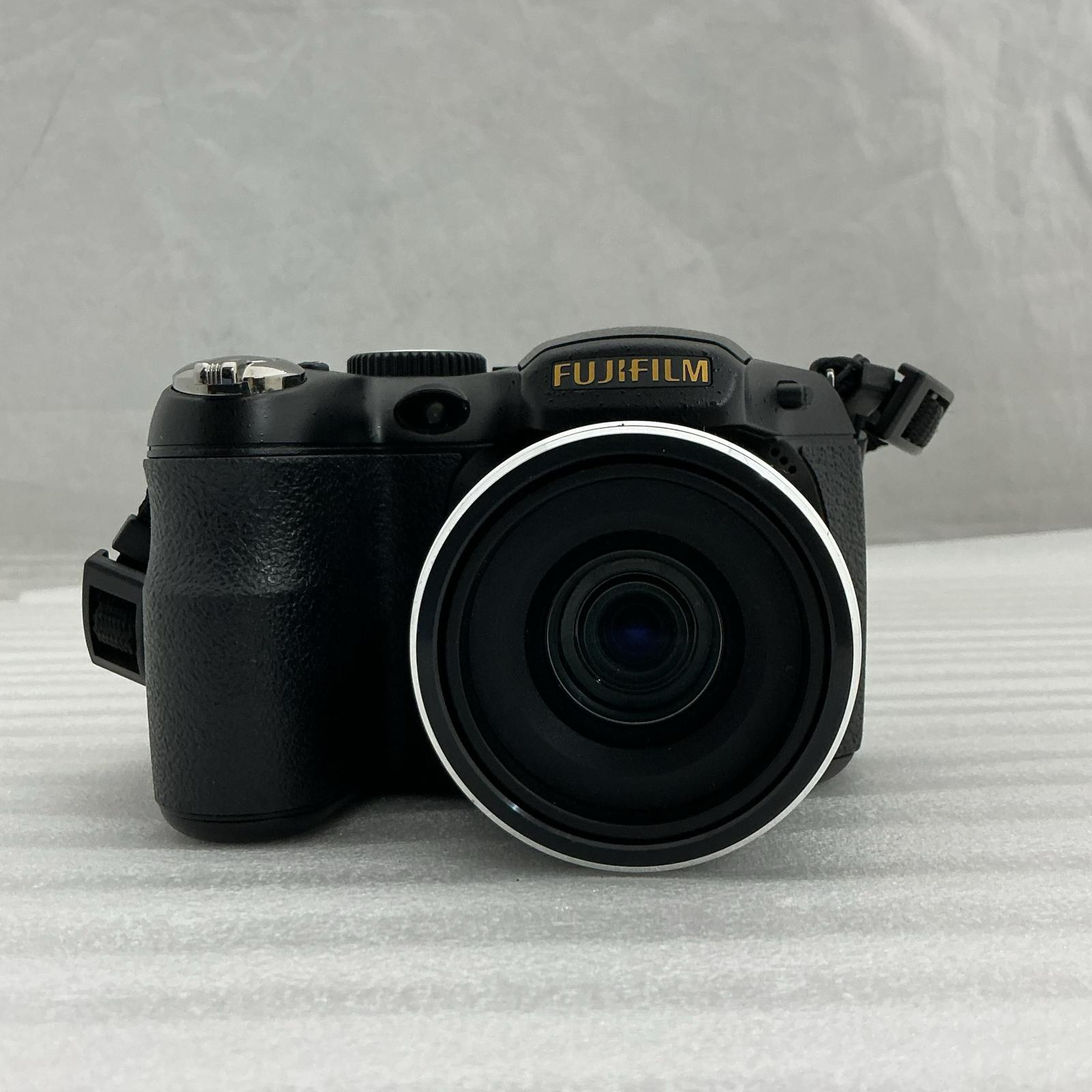 FinePix デジタル写真機 FinePix S2800固定ディスク 黒いこと【中古】
