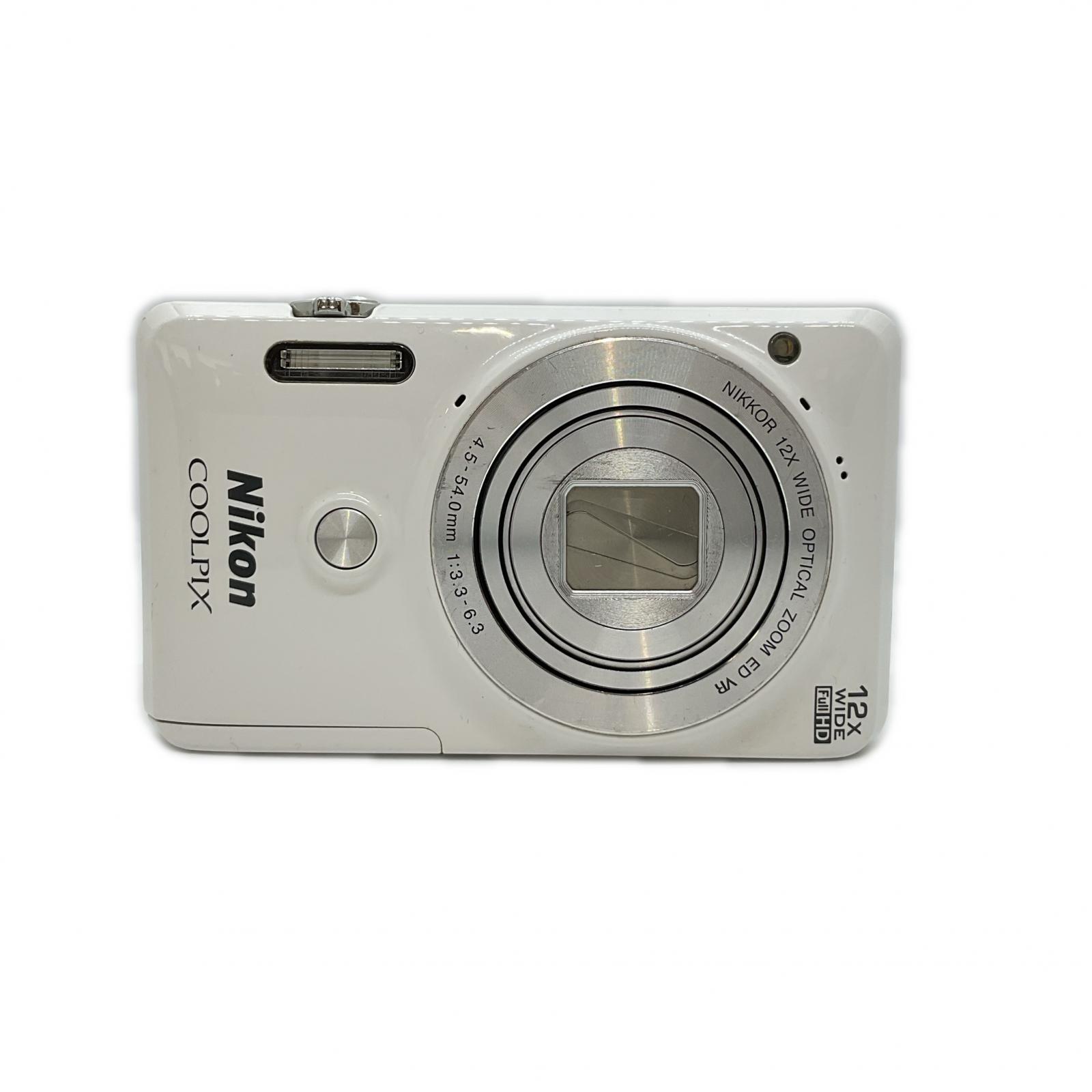 ニコン Nikon デジタル写真機 coolpix s6900 白いこと【中古】
