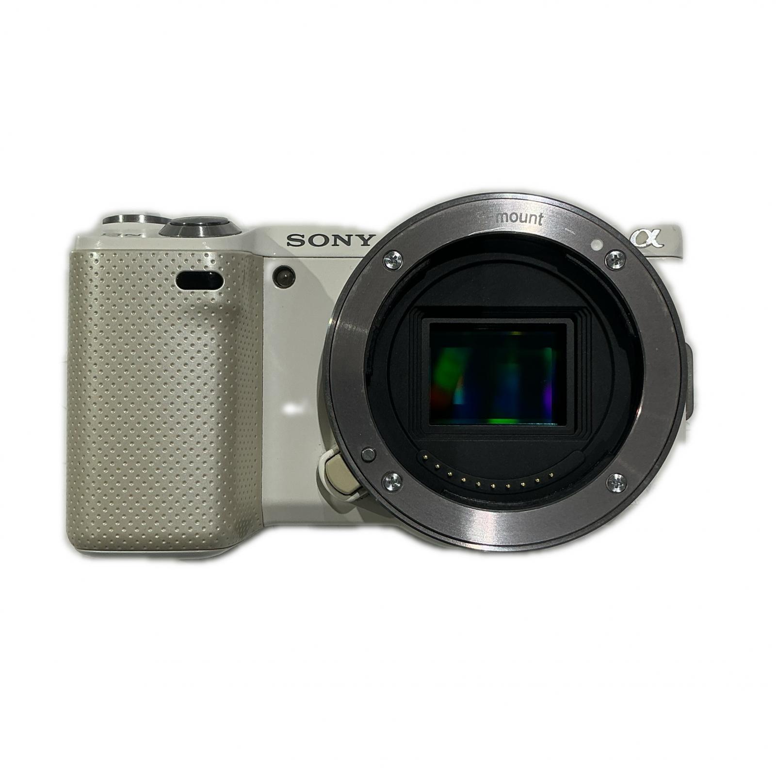α α デジタル一眼写真機 NEX-5N【中古】