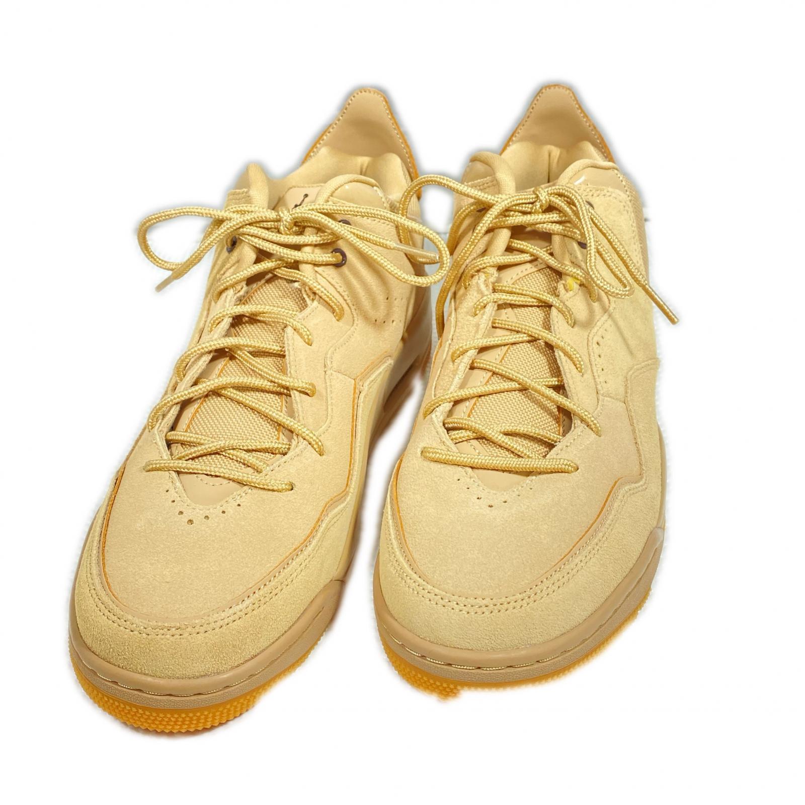 ナイキ NIKE JORDAN COURT SIDE 23 メンズスニーカー AT0057-200 ベージュ【中古】
