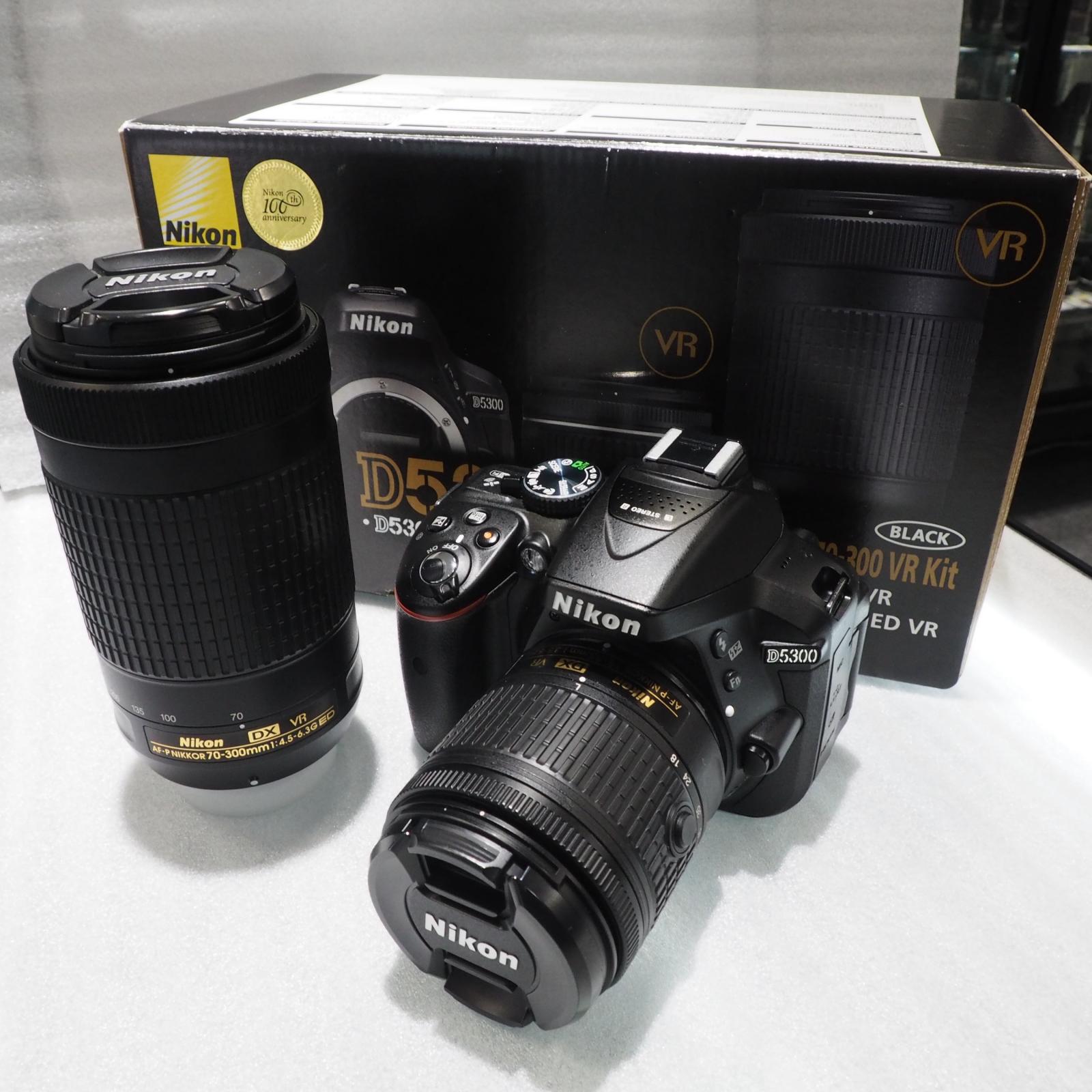 Nikon デジタル一眼写真機  D5300 ダブルズームキット【中古】