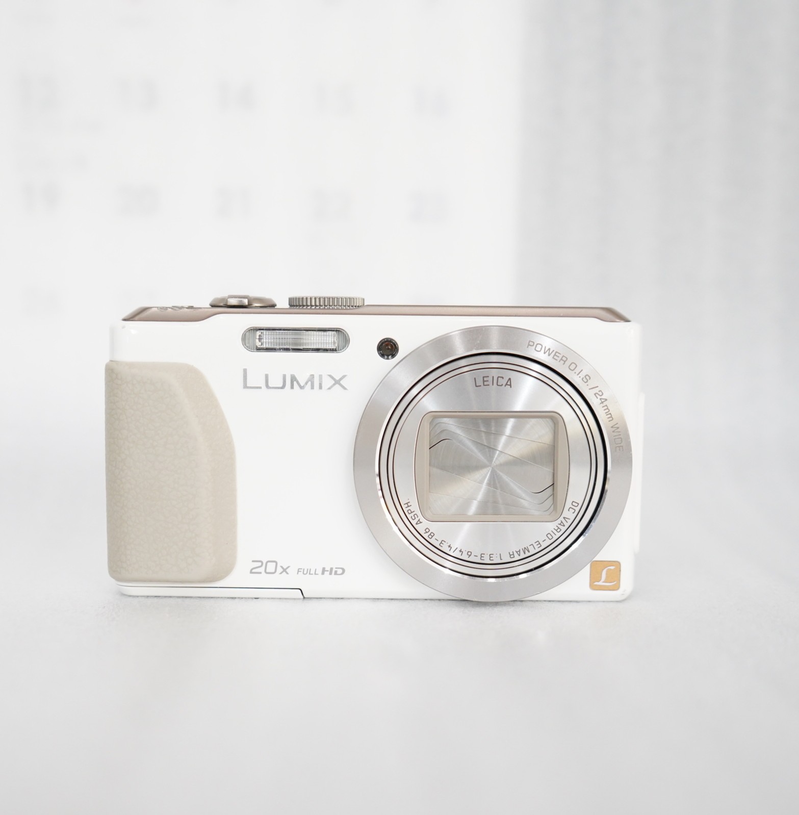 デジタル写真機 DMC-TZ40 しろがね色【中古】