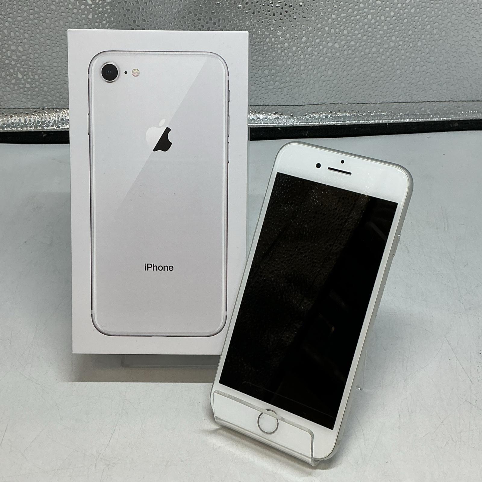 Apple iPhone8 MQ792J/A 白いこと【中古】