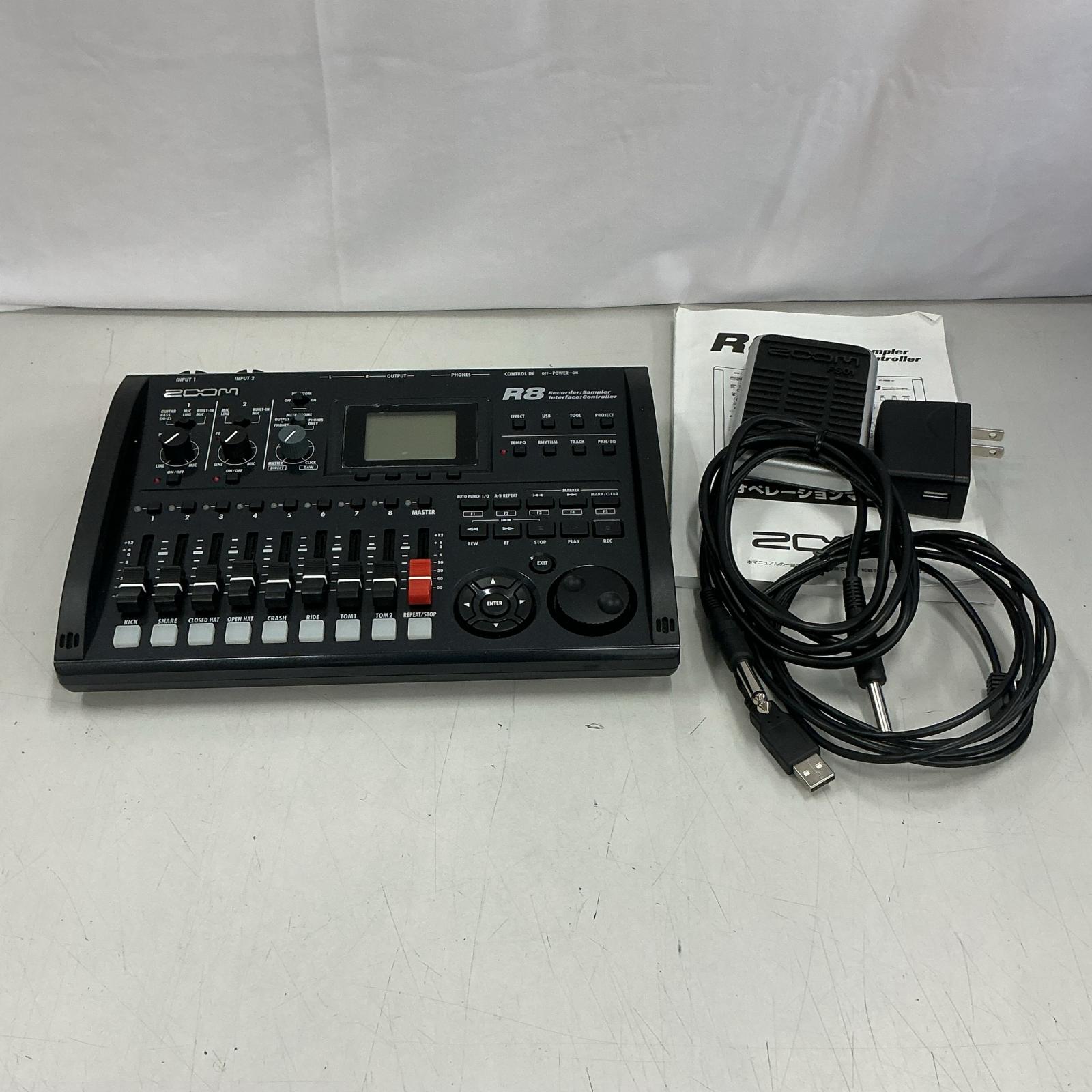 マルチトラックレコーダー ZOOM R8 【中古】