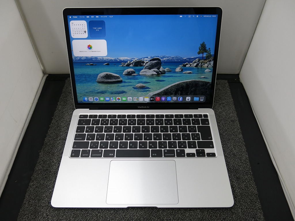 MacBook Air M1 Retina見せびらかす 13.3 Silver MGNA3J/A Early 2020【中古】