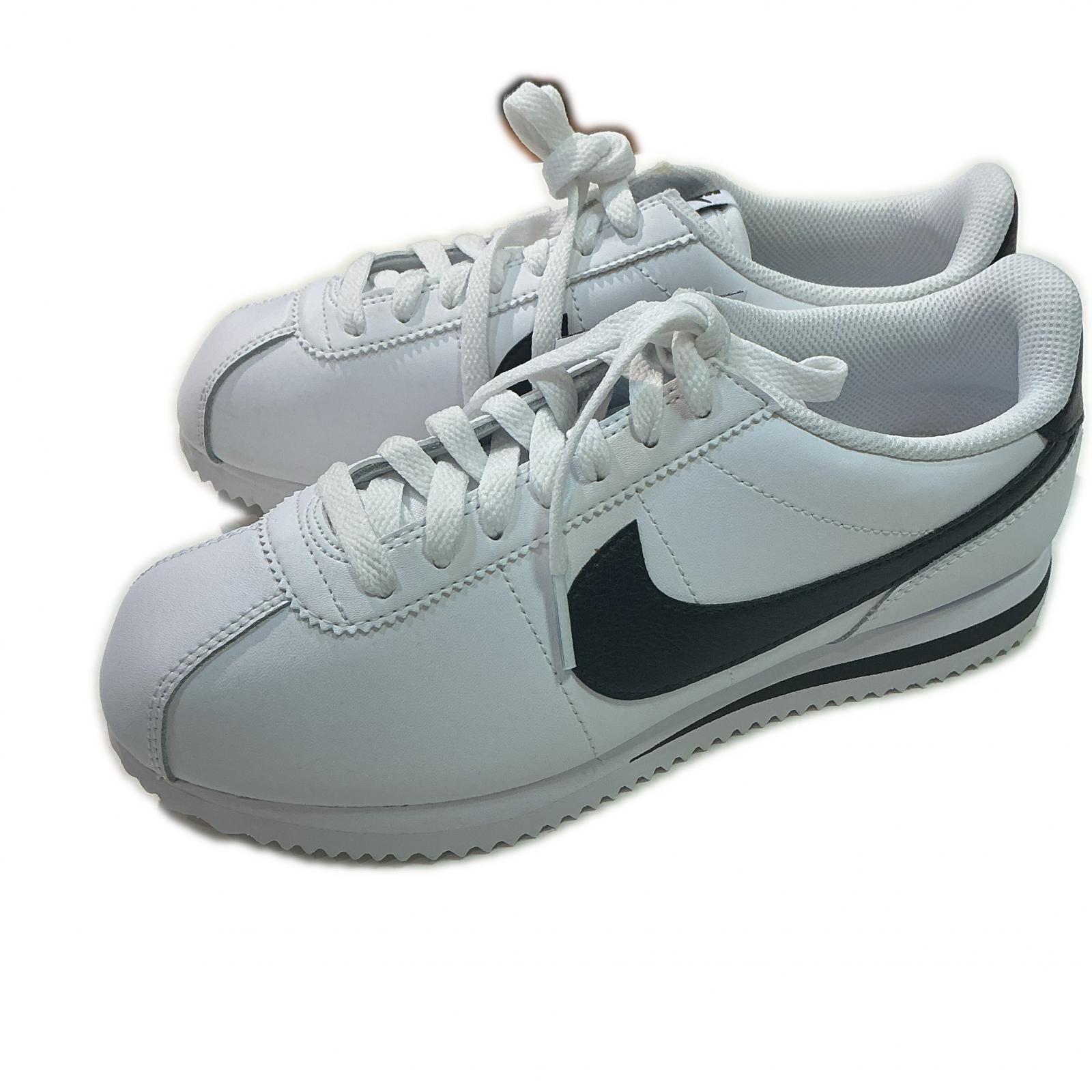 ナイキ NIKE スニーカー DN1791-107 白いこと【中古】