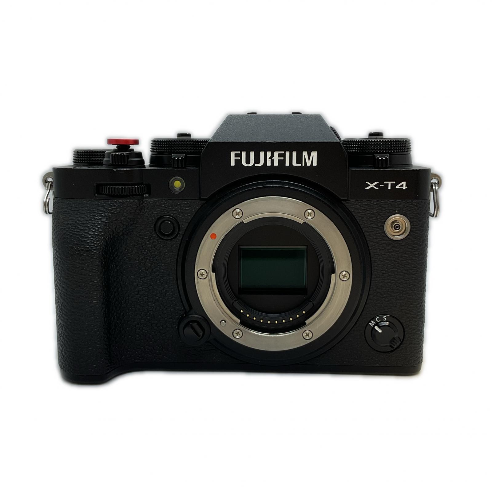 Fujifilm デジタル一眼写真機 X-T4 黒いこと【中古】