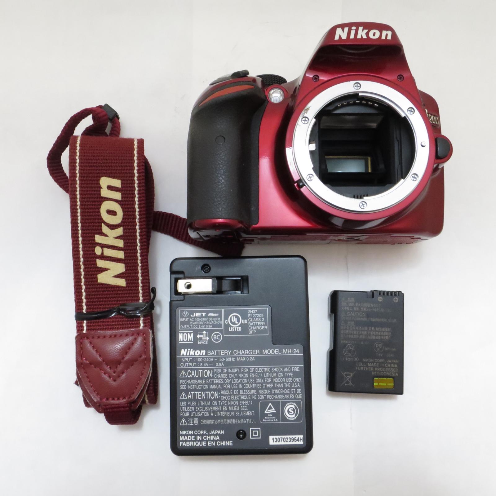 ニコン Nikon APS-C検知器Fマウントデジタル一眼二眼レフ D3200