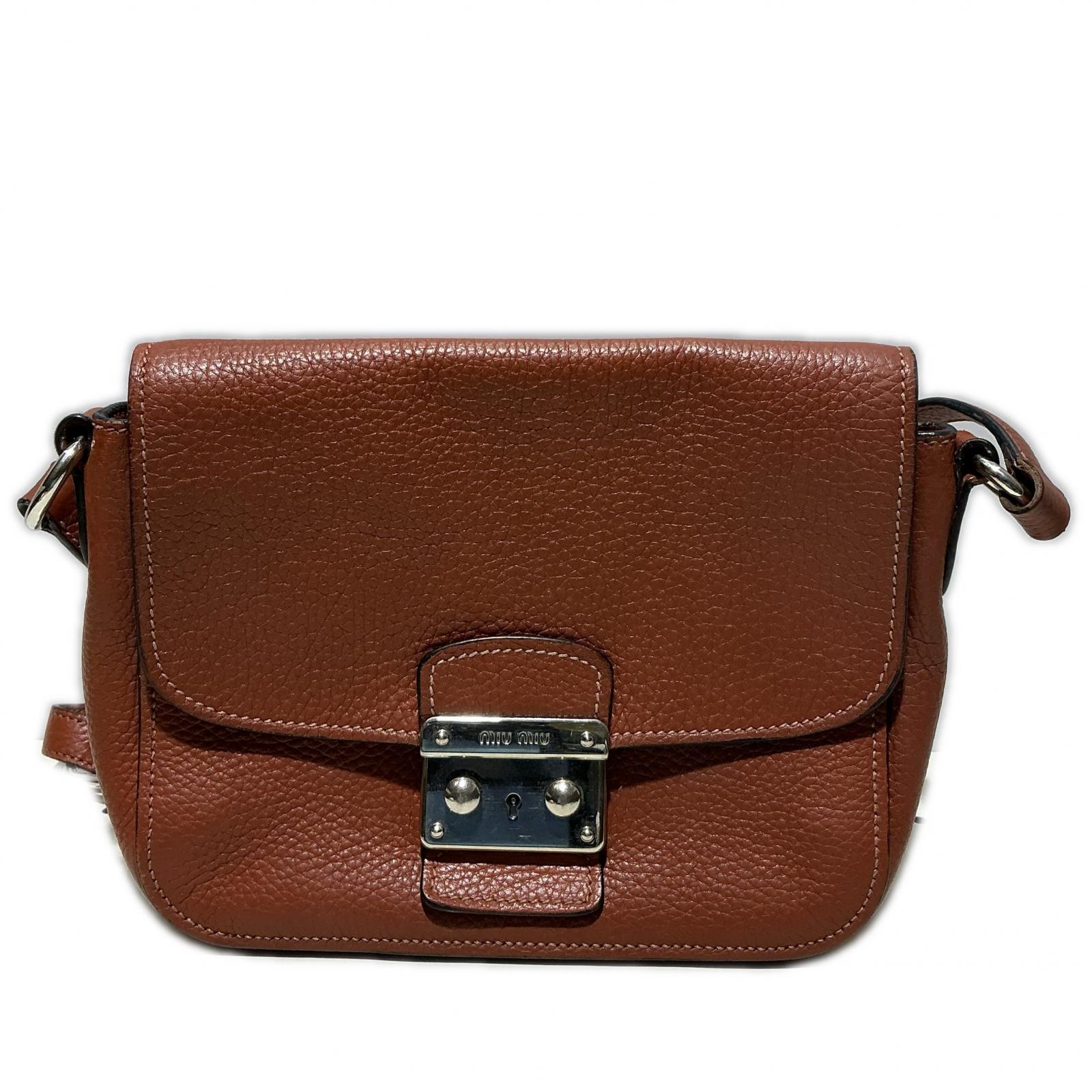 miu miu 赤銅色 ショルダーバック【中古】