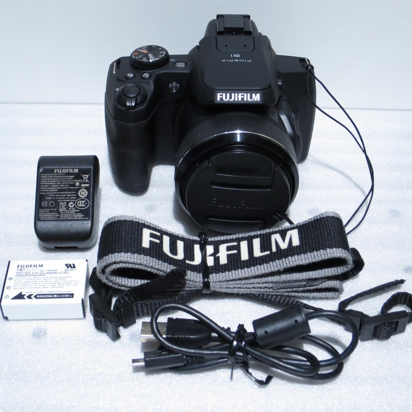 フジフイルム FUJIFILM コンパクトデジタルカメラ FinePix S1