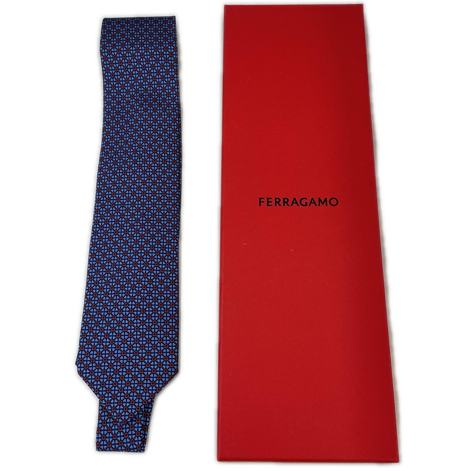 FERRAGAMO 地絹タイ【中古】