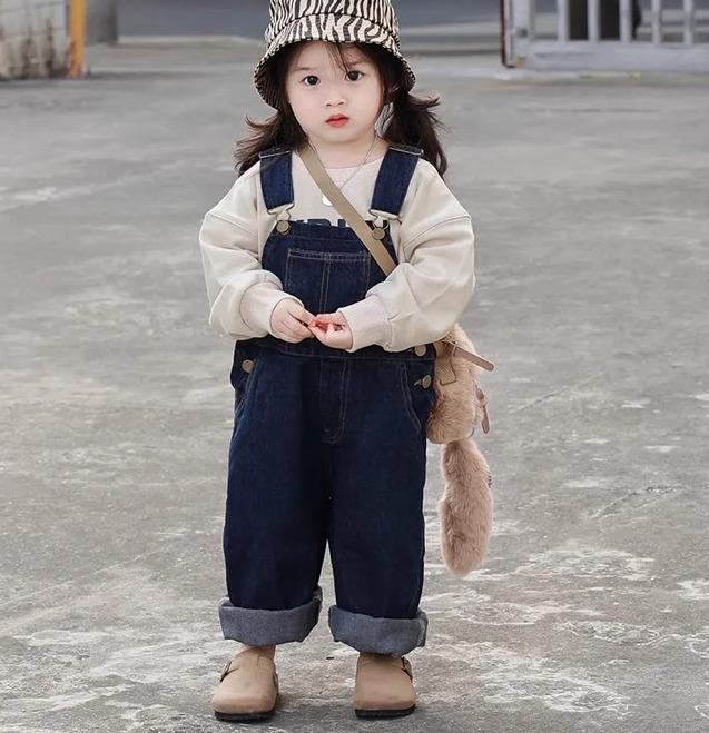 デニム オーバーオール キッズ サロペット 子供服 女の子 春秋 おしゃれ カジュアル 韓国 ワイド パンツ スウェット ロゴ
